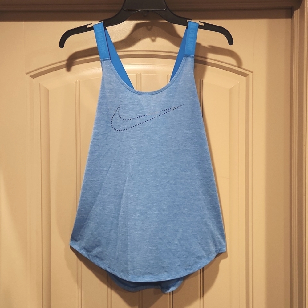 Nike Keyhole tank top